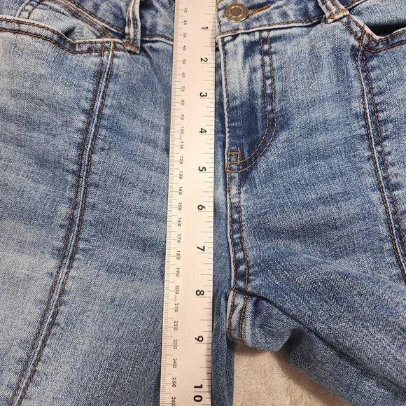 No Boundaries Jeans Womens 0 Juniors Blue Low Rise Flare Leg Cargo Stretch Denim - Picture 9 of 12